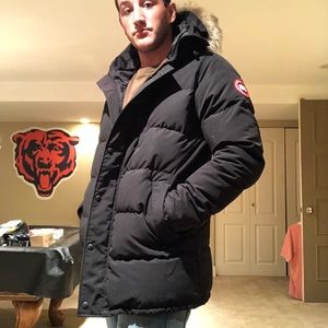 Canada Goose Fitted Men’s Jacket